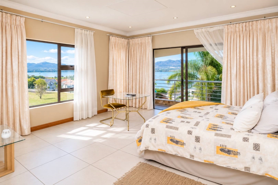 4 Bedroom Property for Sale in Kosmos Ridge North West